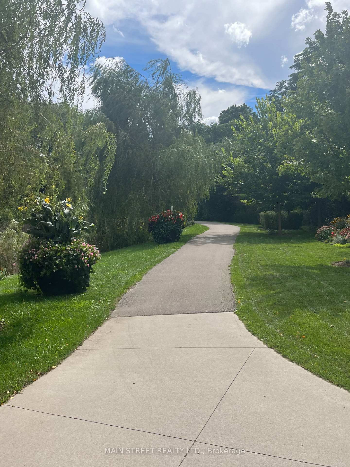 Photo 7 of Unit 218, 429 William Graham Drive, Aurora, Rural Aurora — HOMEH