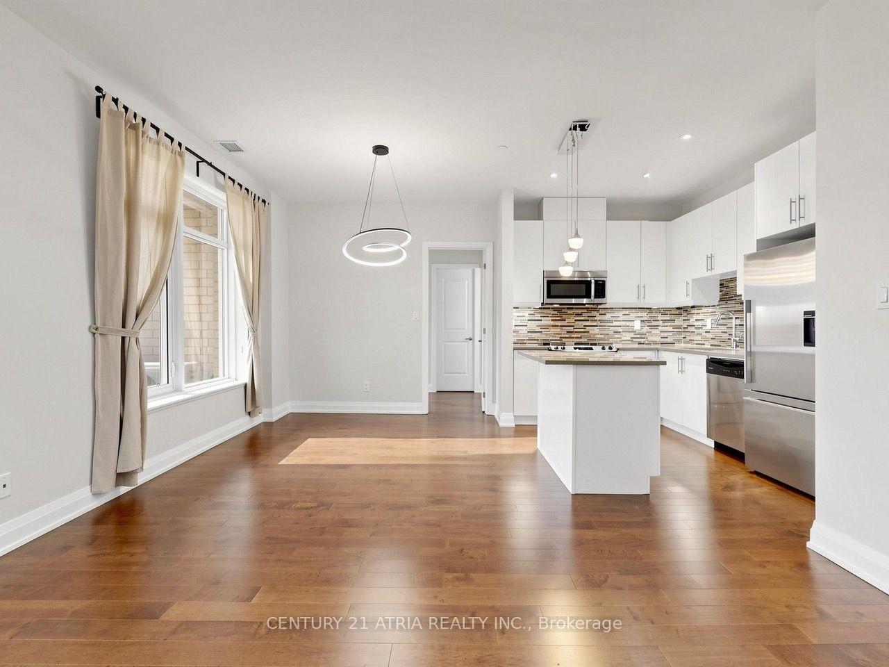 Photo 12 of Unit 512, 15277 Yonge Street, Aurora, Aurora Village — HOMEH