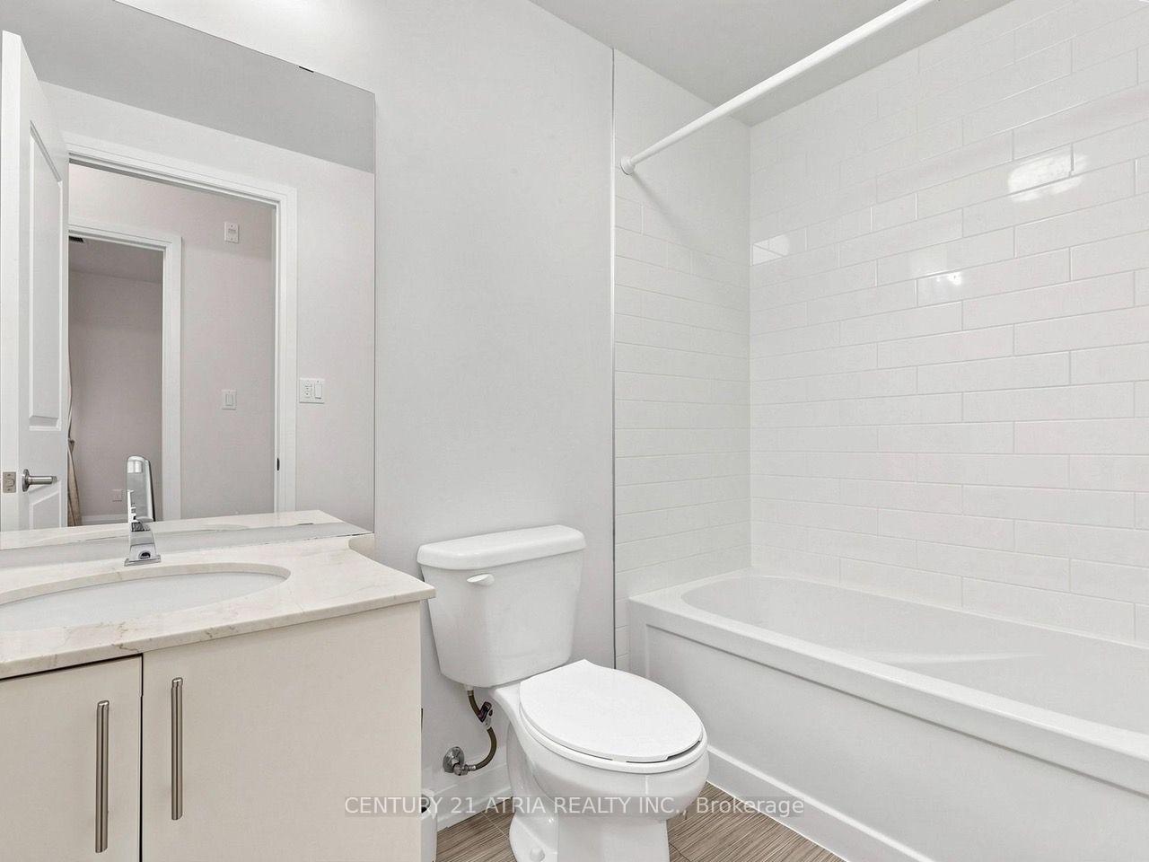 Photo 26 of Unit 512, 15277 Yonge Street, Aurora, Aurora Village — HOMEH