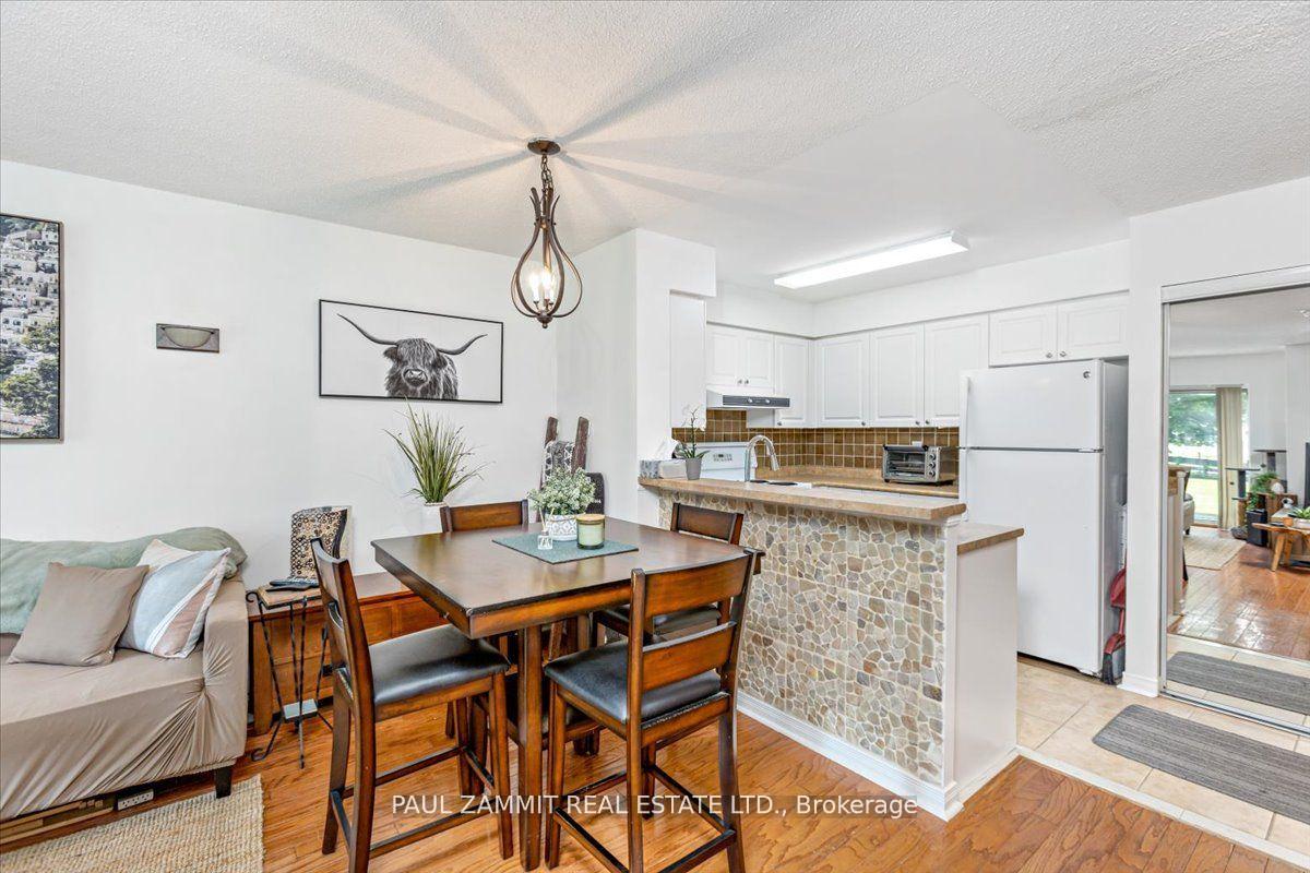 Photo 10 of Unit 306, 39 Oneida Crescent, Richmond Hill, Langstaff — HOMEH