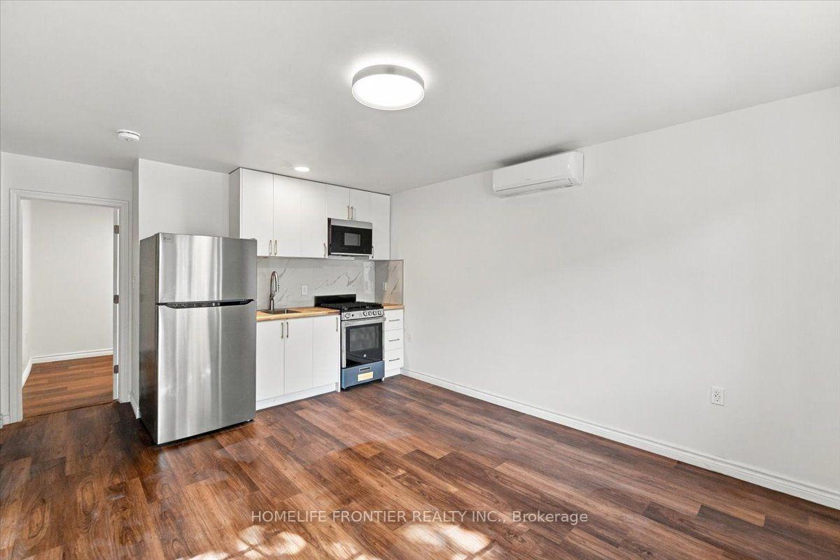 Photo 3 of Unit Unit 3, 99 Regent Road, North York, Downsview-Roding-CFB — HOMEH