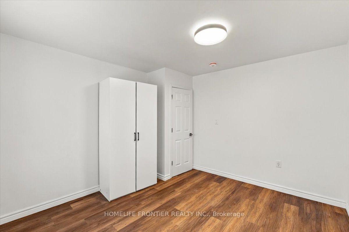 Photo 7 of Unit Unit 3, 99 Regent Road, North York, Downsview-Roding-CFB — HOMEH
