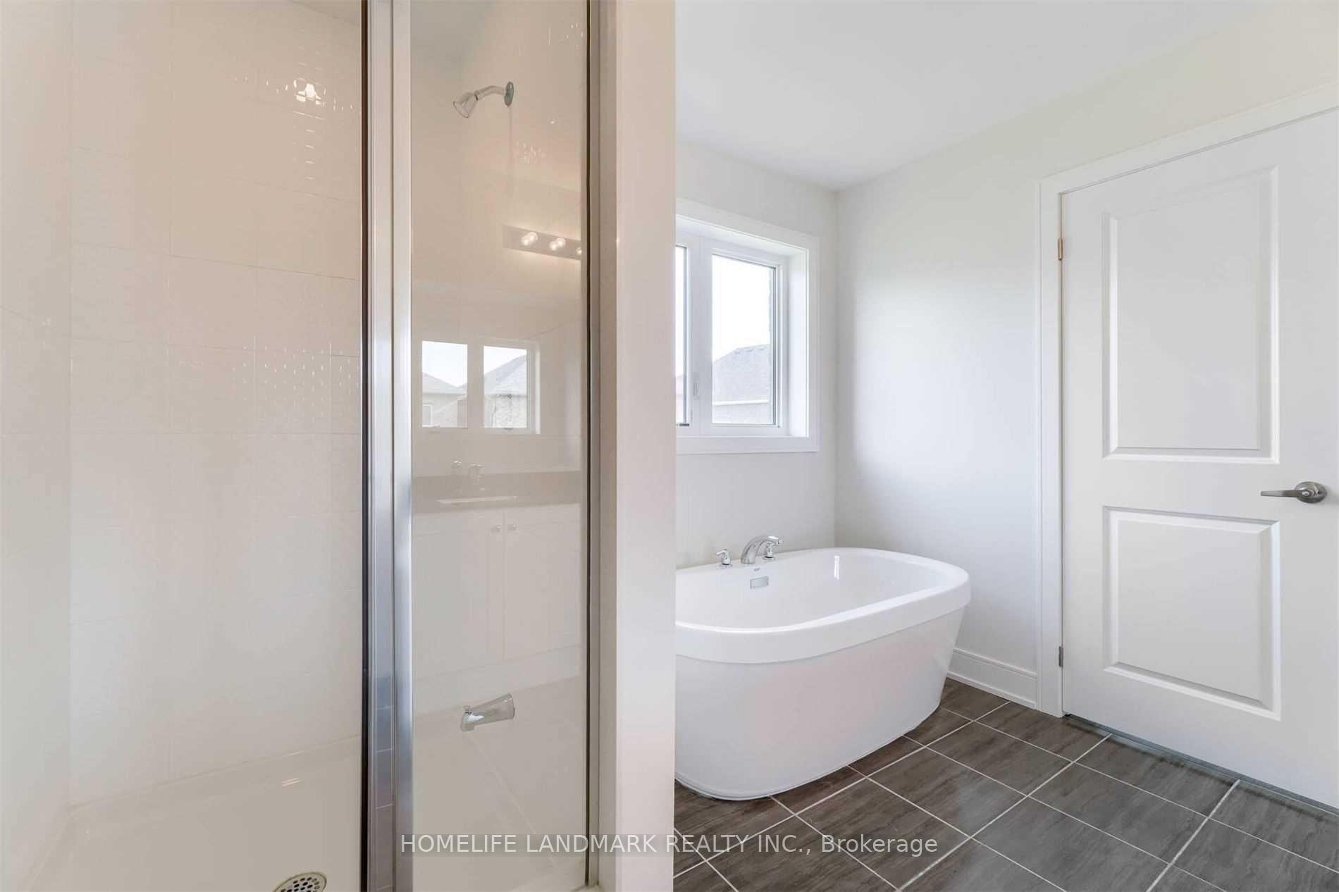 Photo 10 of 188 Frederick Pearson Street, East Gwillimbury, Queensville — HOMEH