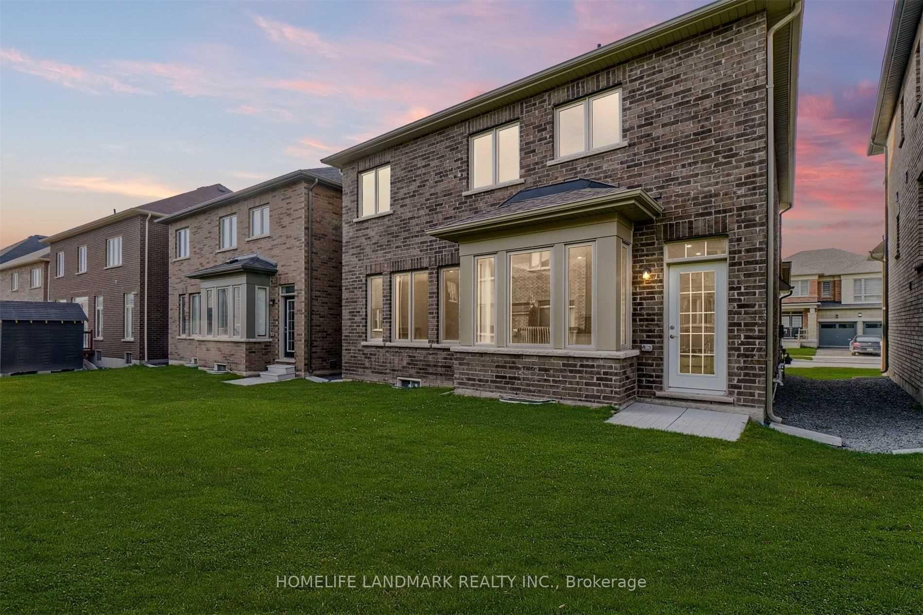 Photo 17 of 188 Frederick Pearson Street, East Gwillimbury, Queensville — HOMEH