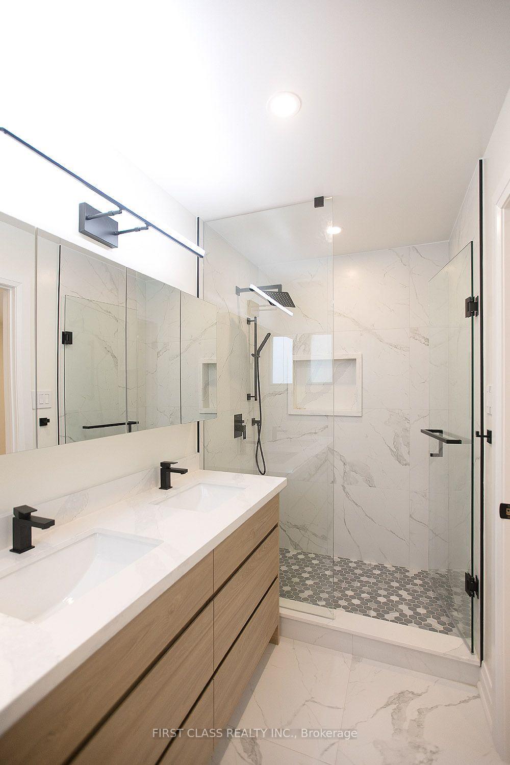 Photo 19 of 59 Longbow Square, Scarborough, Steeles — HOMEH
