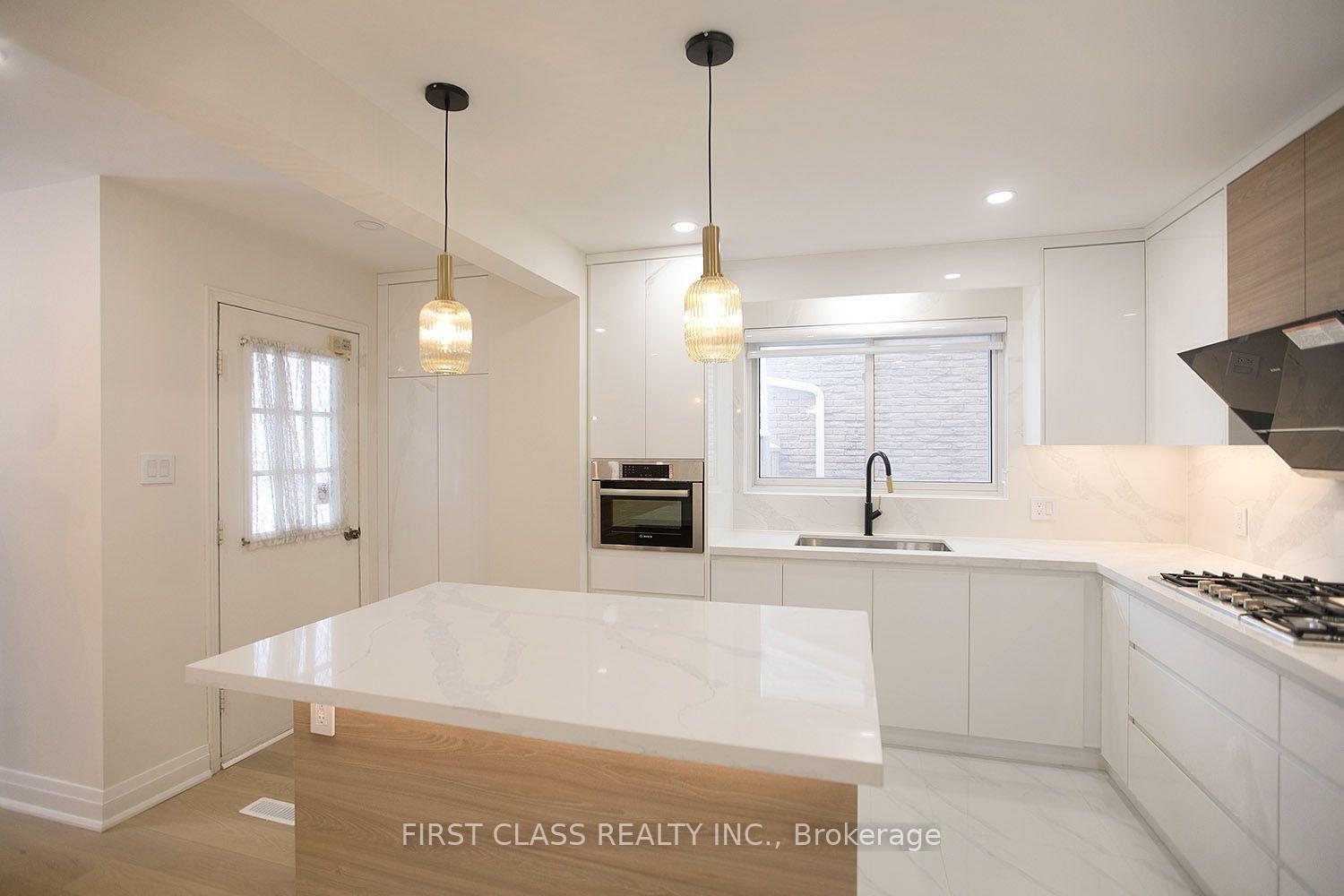 Photo 22 of 59 Longbow Square, Scarborough, Steeles — HOMEH