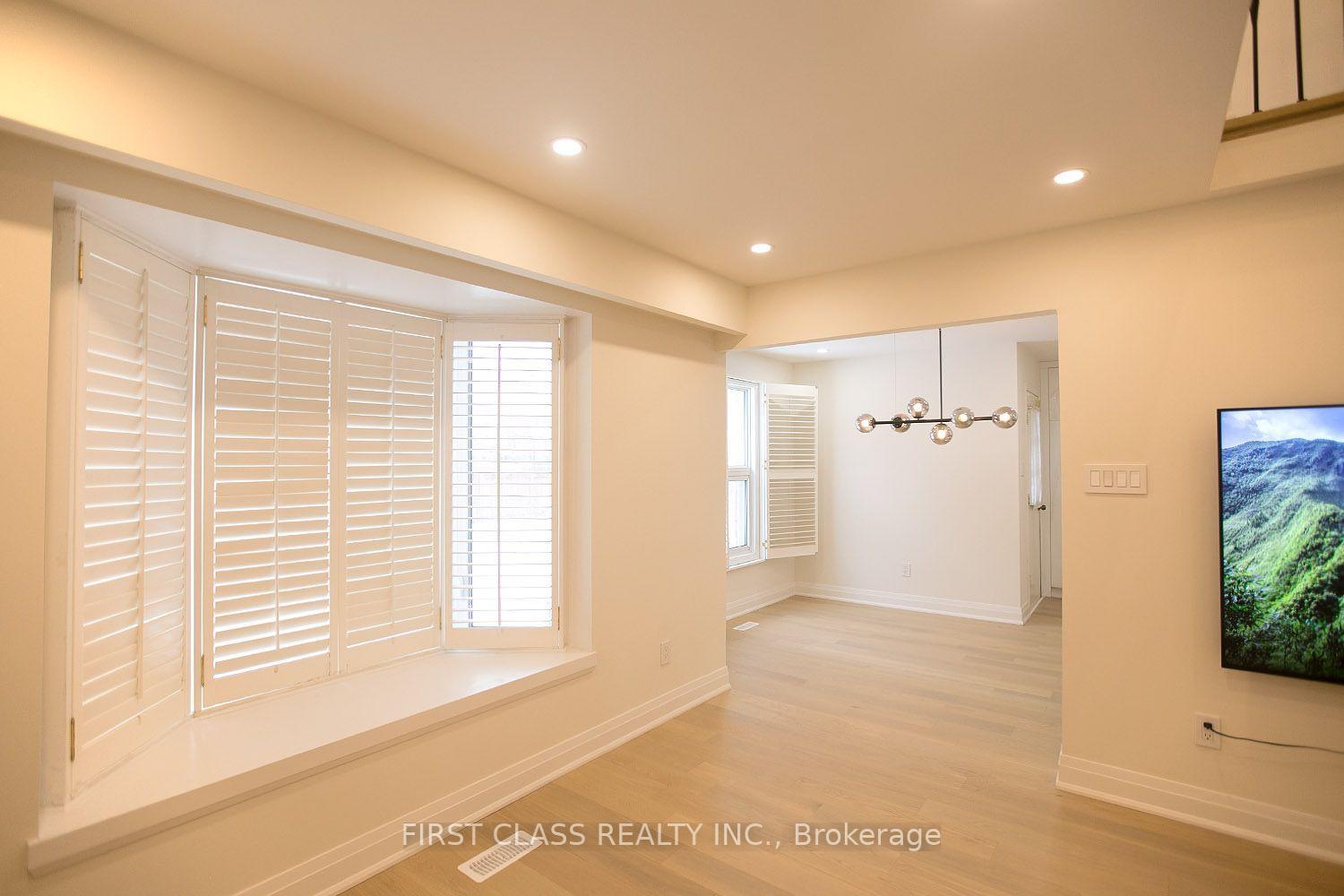Photo 25 of 59 Longbow Square, Scarborough, Steeles — HOMEH