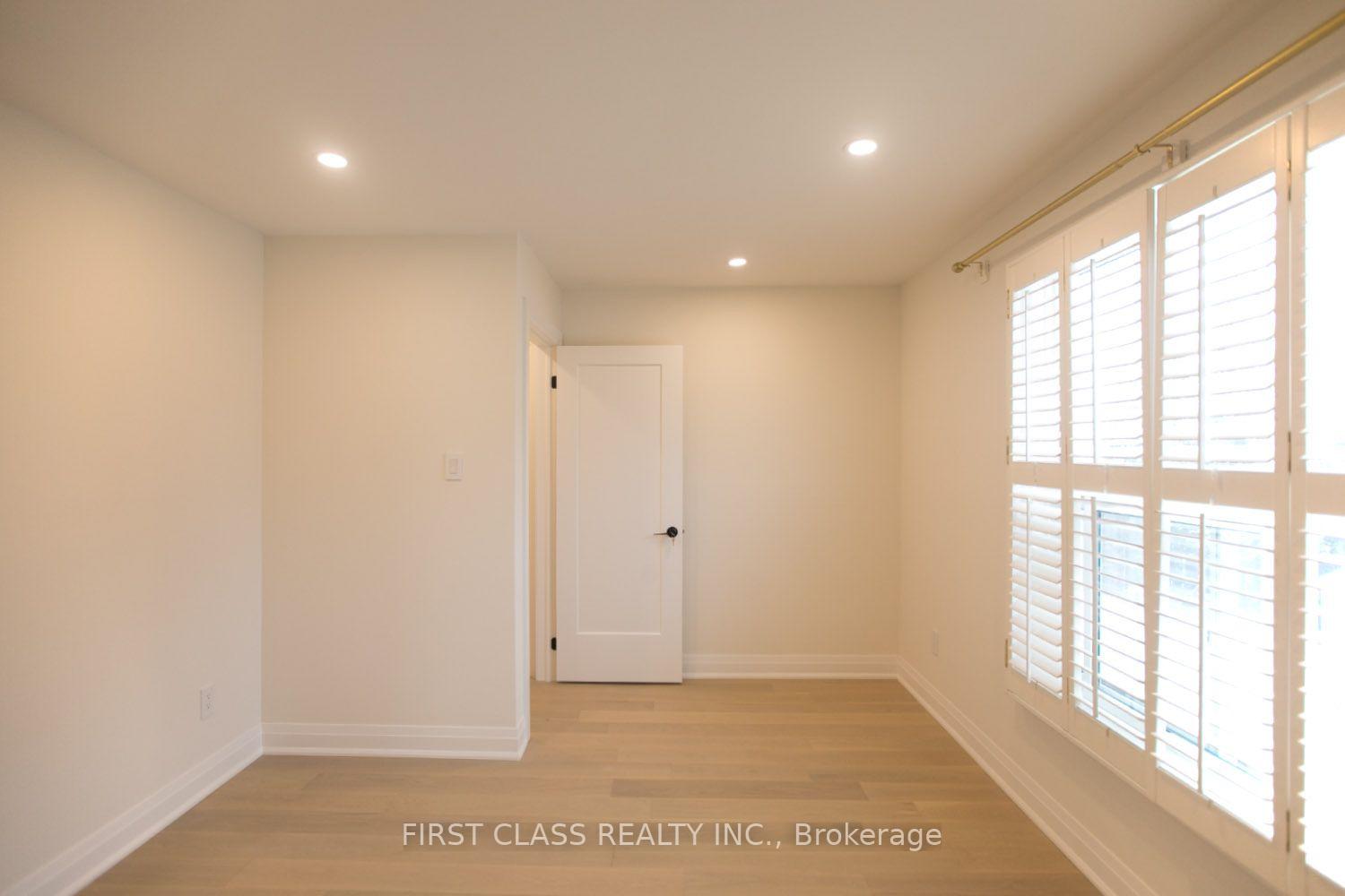 Photo 28 of 59 Longbow Square, Scarborough, Steeles — HOMEH