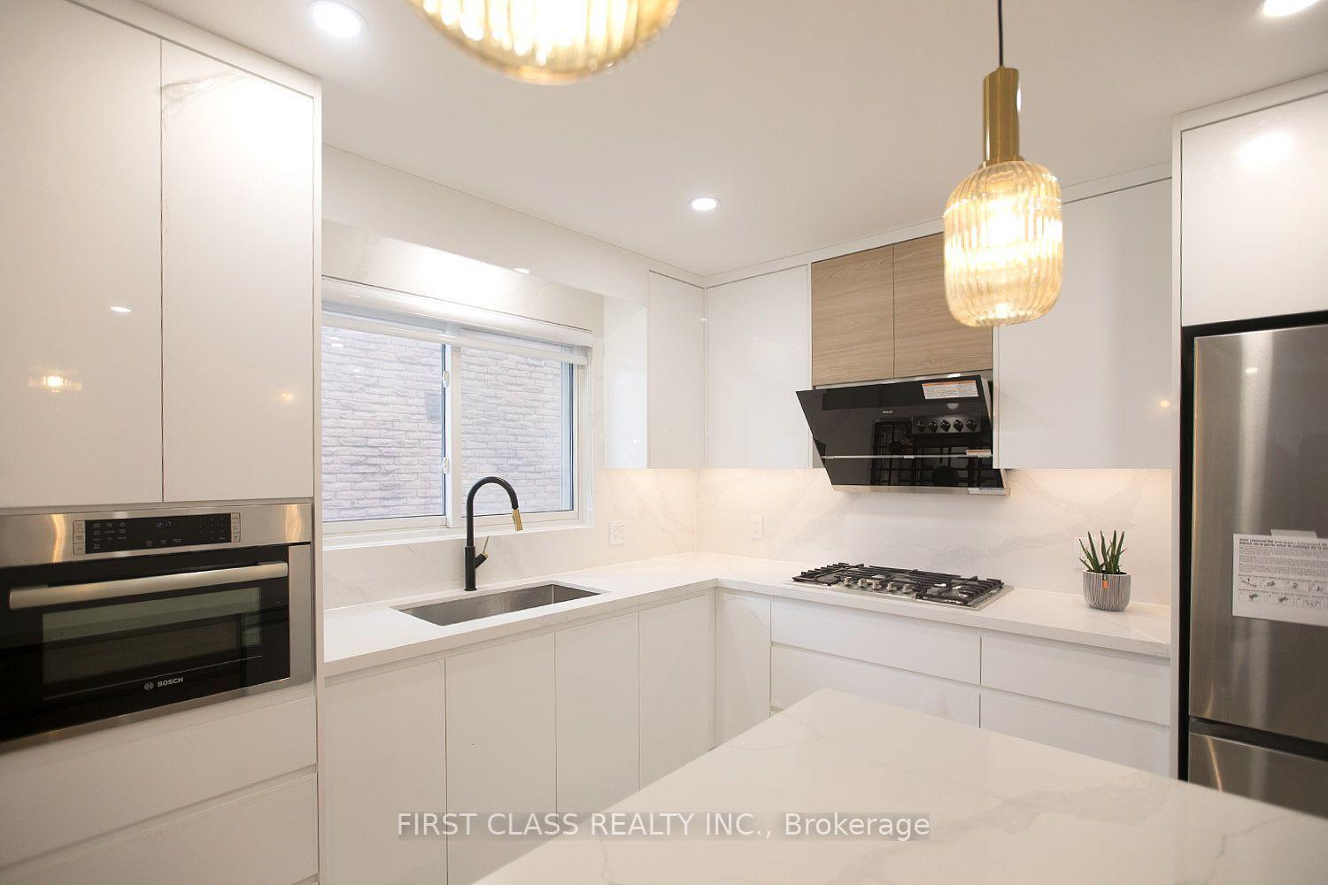 Photo 43 of 59 Longbow Square, Scarborough, Steeles — HOMEH