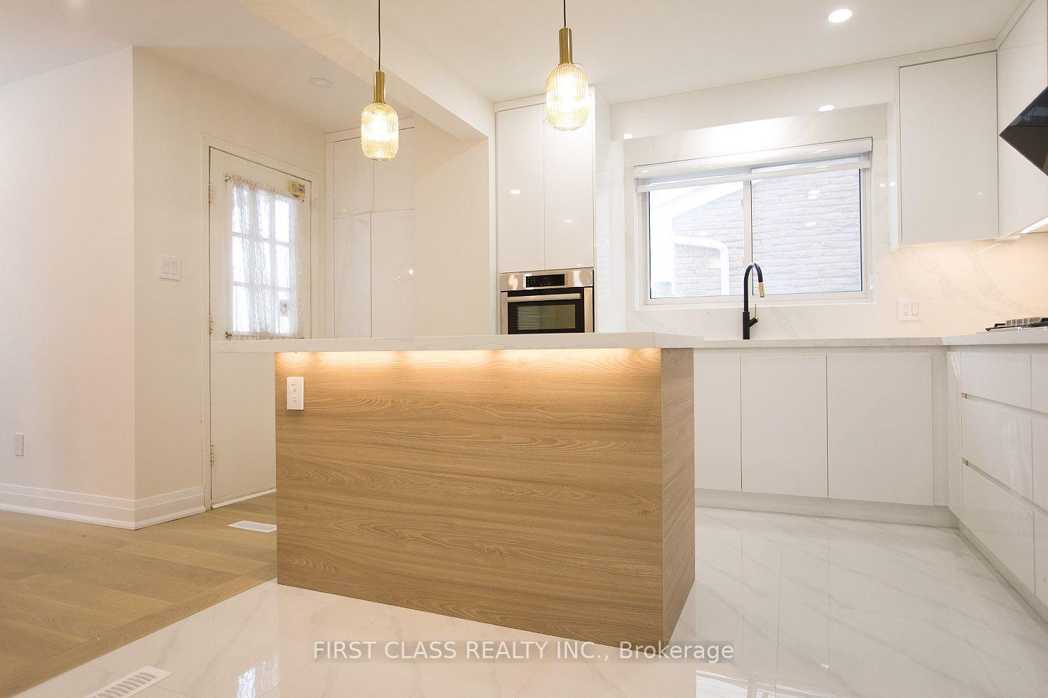 Photo 46 of 59 Longbow Square, Scarborough, Steeles — HOMEH