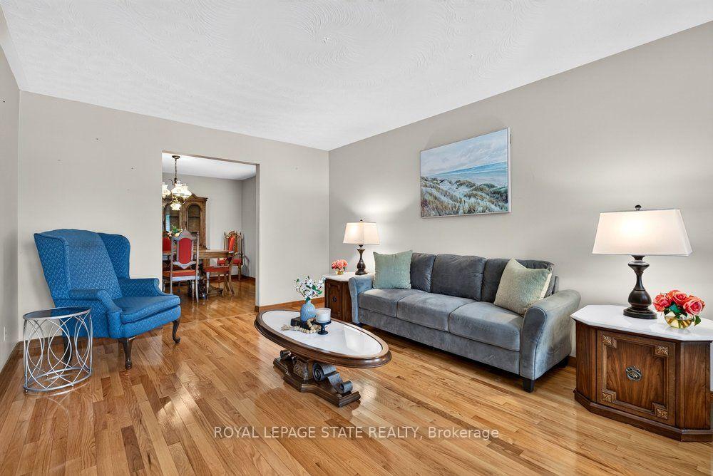 Photo 19 of 45 Worsley Road, Hamilton, Stoney Creek — HOMEH