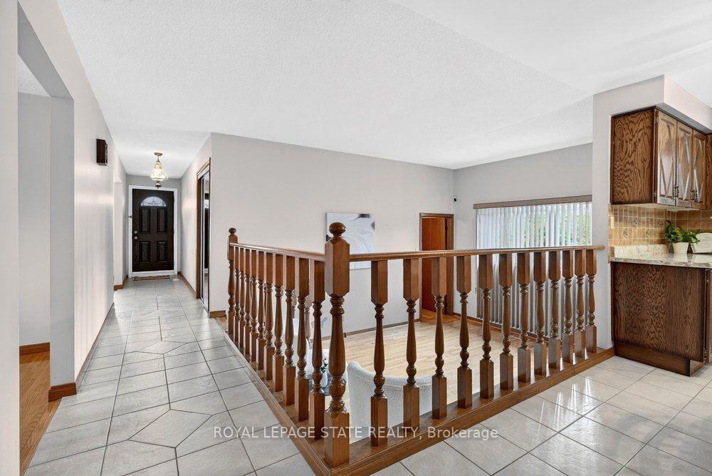 Photo 24 of 45 Worsley Road, Hamilton, Stoney Creek — HOMEH