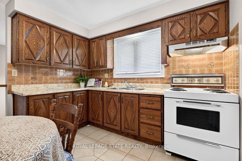 Photo 25 of 45 Worsley Road, Hamilton, Stoney Creek — HOMEH