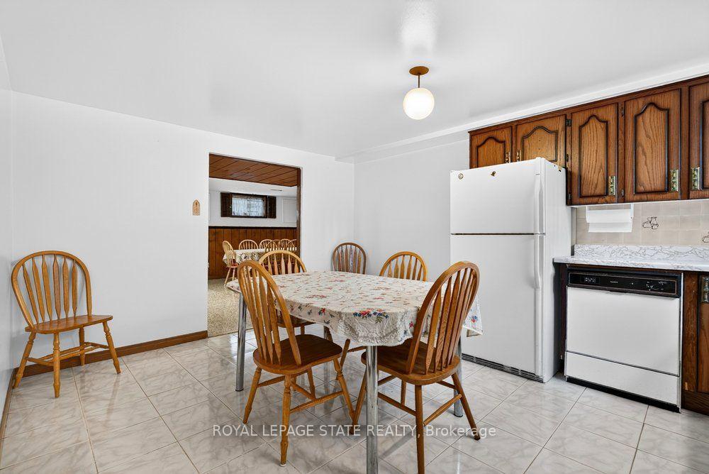 Photo 42 of 45 Worsley Road, Hamilton, Stoney Creek — HOMEH