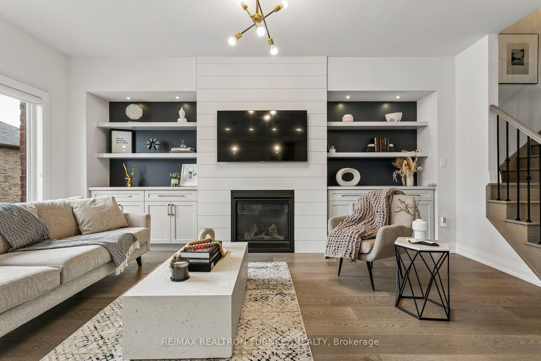 Photo 7 of 4 Gord Matthews Way, Uxbridge — HOMEH