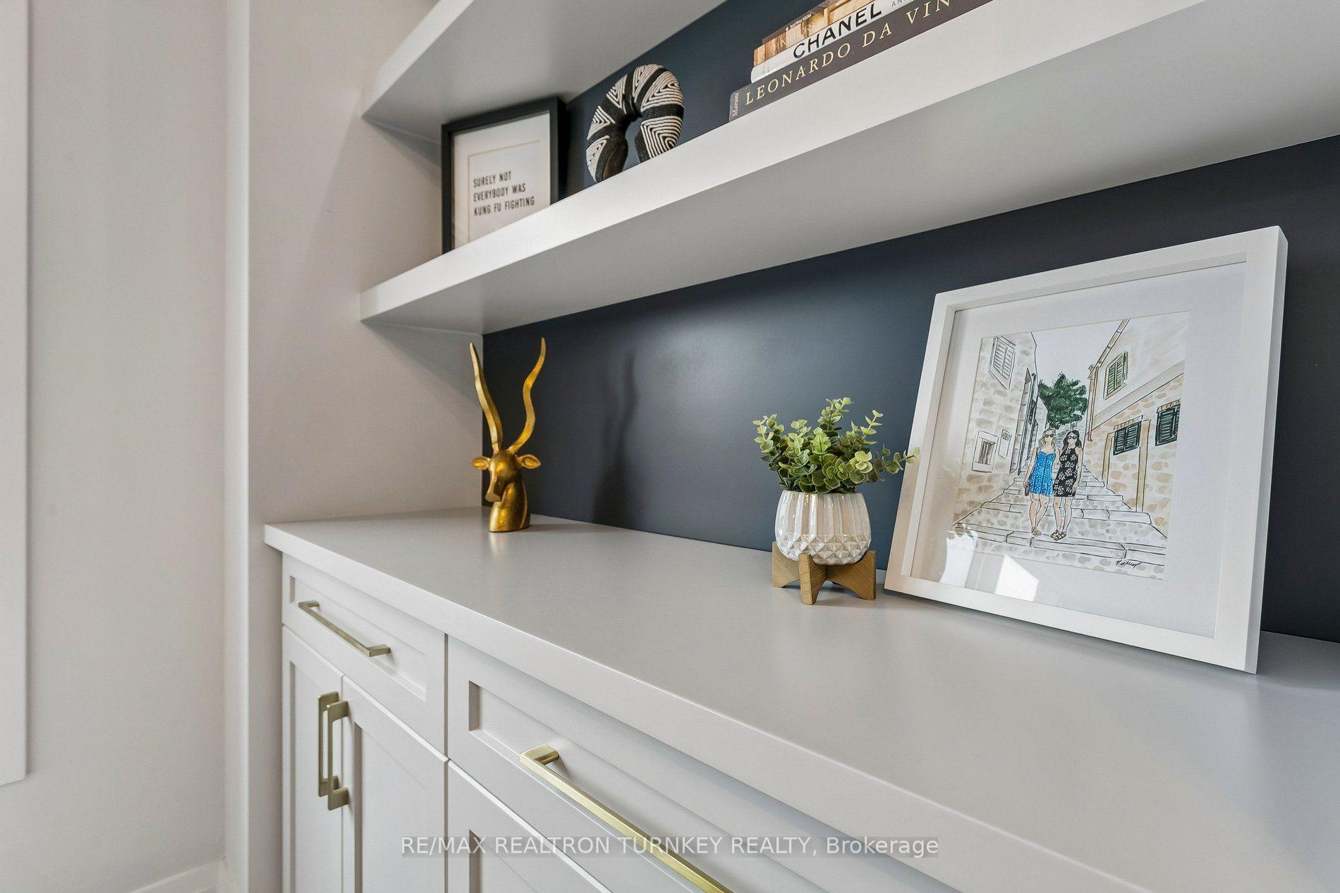 Photo 10 of 4 Gord Matthews Way, Uxbridge — HOMEH