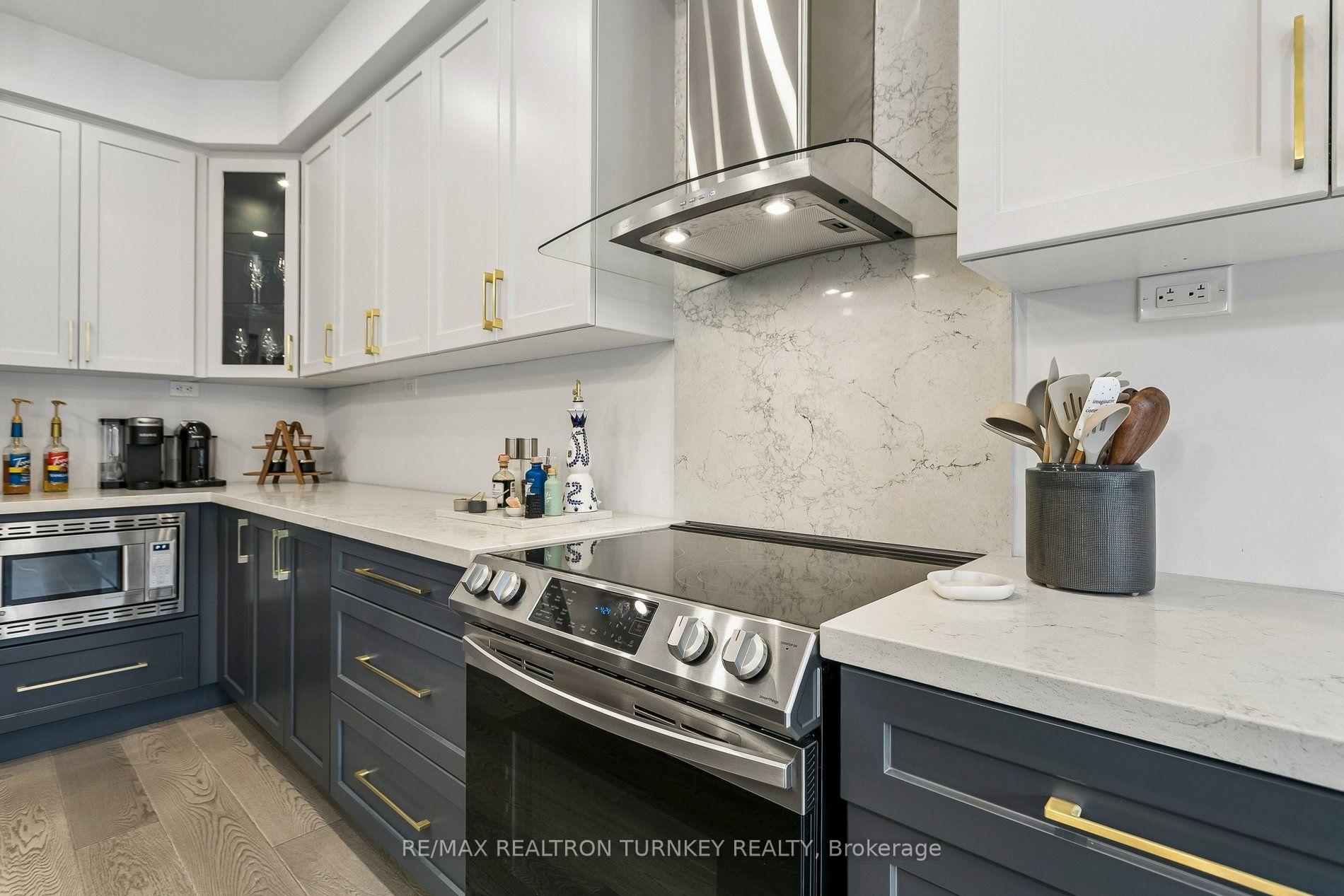 Photo 13 of 4 Gord Matthews Way, Uxbridge — HOMEH