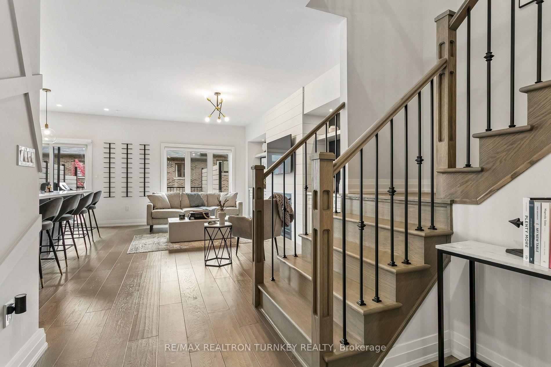 Photo 20 of 4 Gord Matthews Way, Uxbridge — HOMEH