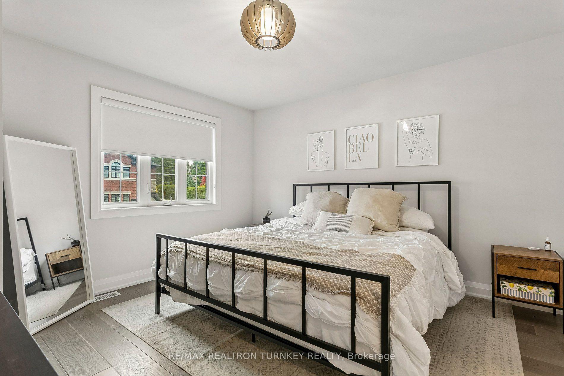 Photo 27 of 4 Gord Matthews Way, Uxbridge — HOMEH