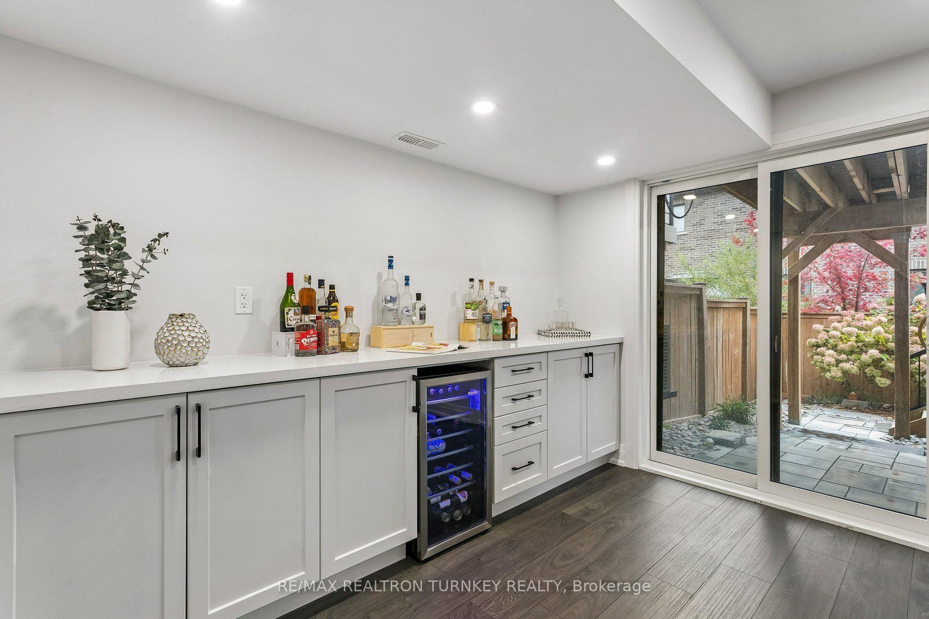 Photo 38 of 4 Gord Matthews Way, Uxbridge — HOMEH