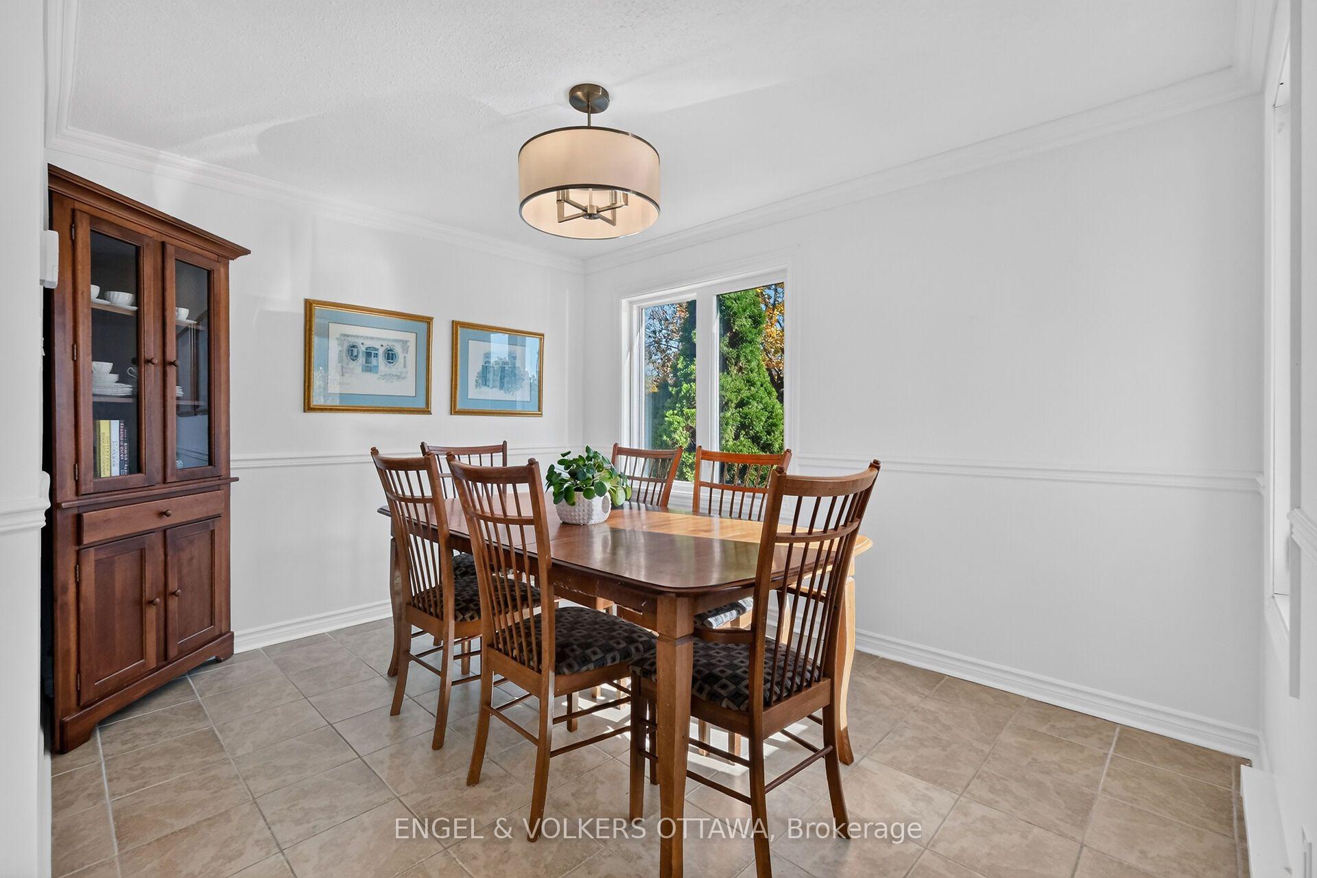 Photo 9 of Unit 100, 1780 Marsala Crescent, Ottawa, Fallingbrook/Pineridge — HOMEH