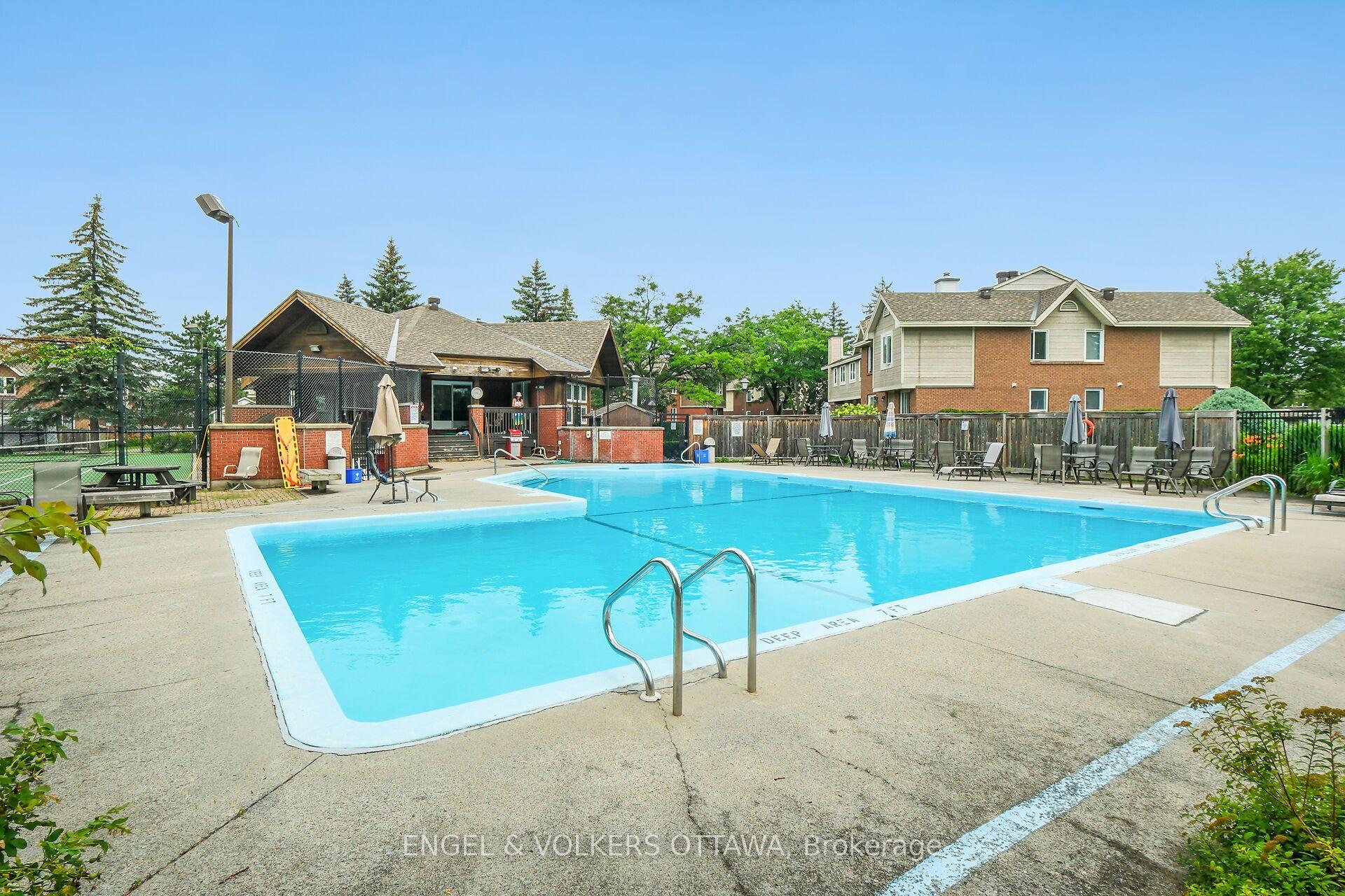 Photo 46 of Unit 100, 1780 Marsala Crescent, Ottawa, Fallingbrook/Pineridge — HOMEH