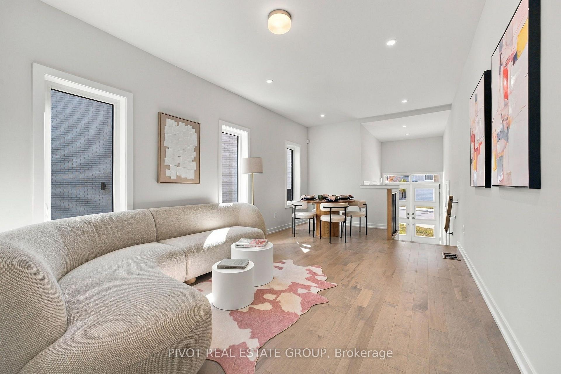 Photo 10 of 73 Danielle Moore Circle, Scarborough, Bendale — HOMEH