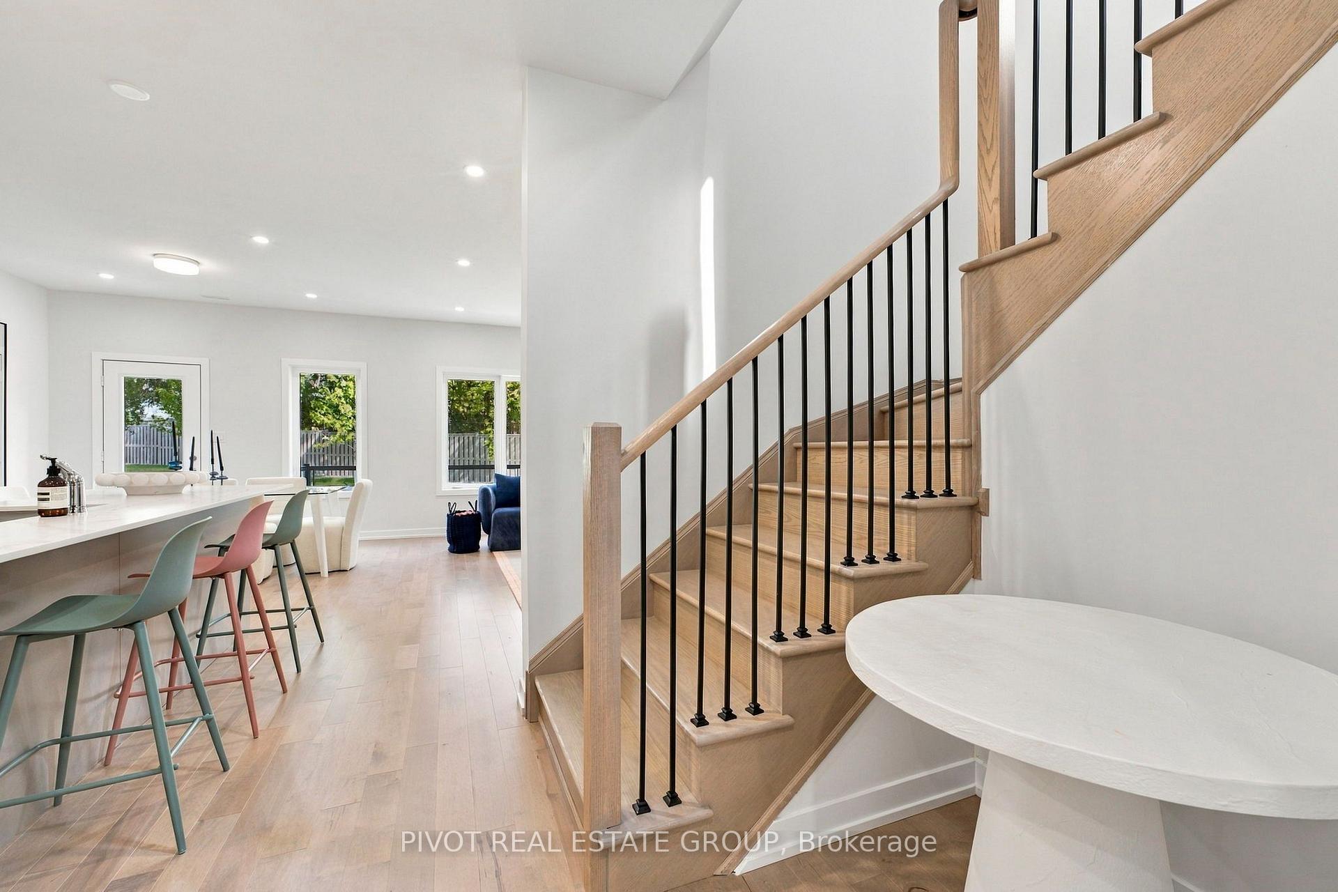 Photo 11 of 73 Danielle Moore Circle, Scarborough, Bendale — HOMEH