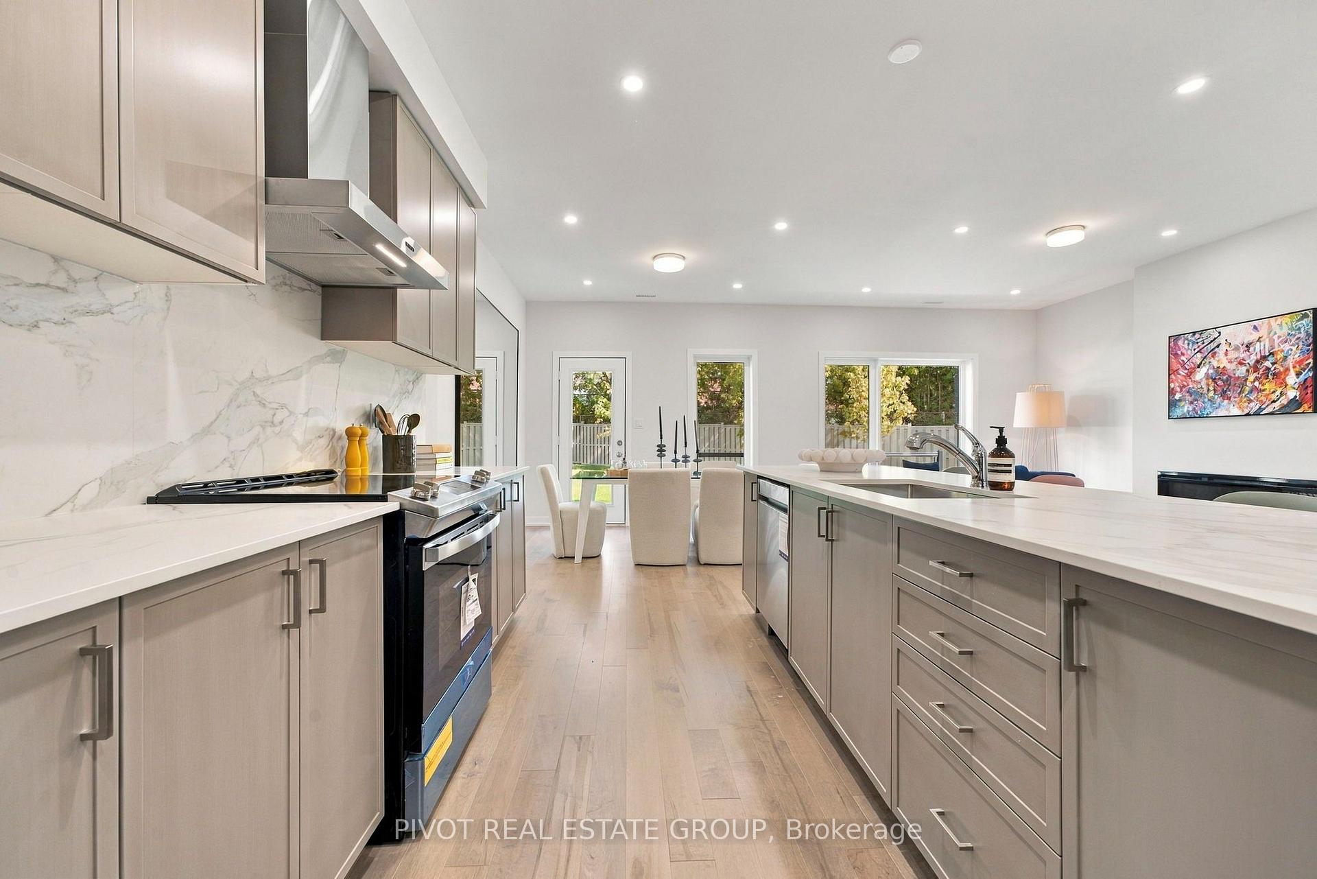 Photo 14 of 73 Danielle Moore Circle, Scarborough, Bendale — HOMEH
