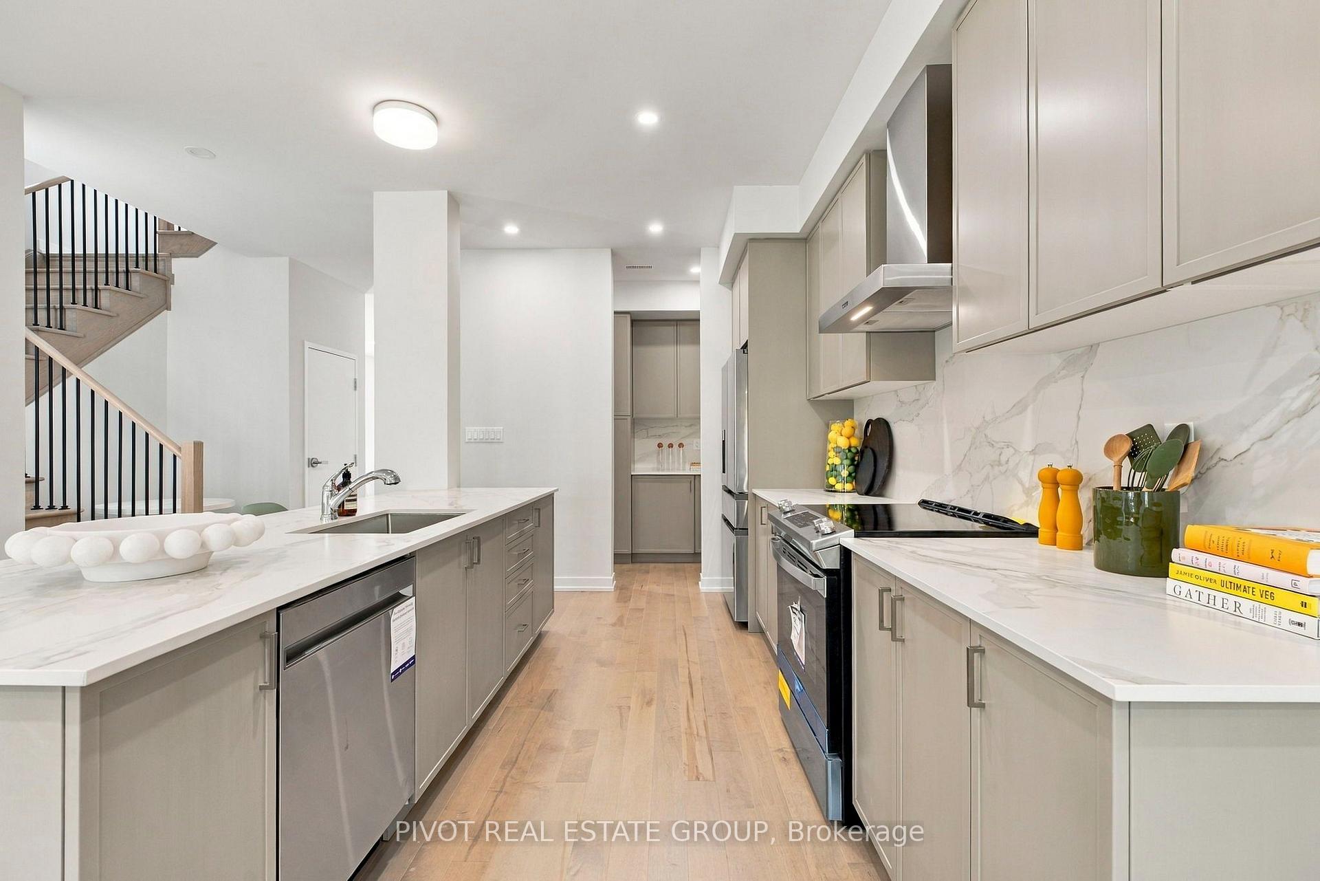 Photo 16 of 73 Danielle Moore Circle, Scarborough, Bendale — HOMEH
