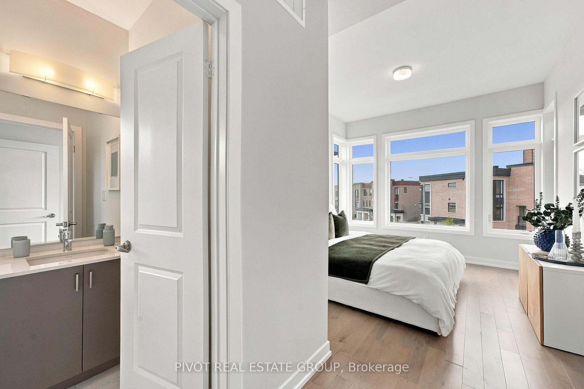 Photo 33 of 73 Danielle Moore Circle, Scarborough, Bendale — HOMEH