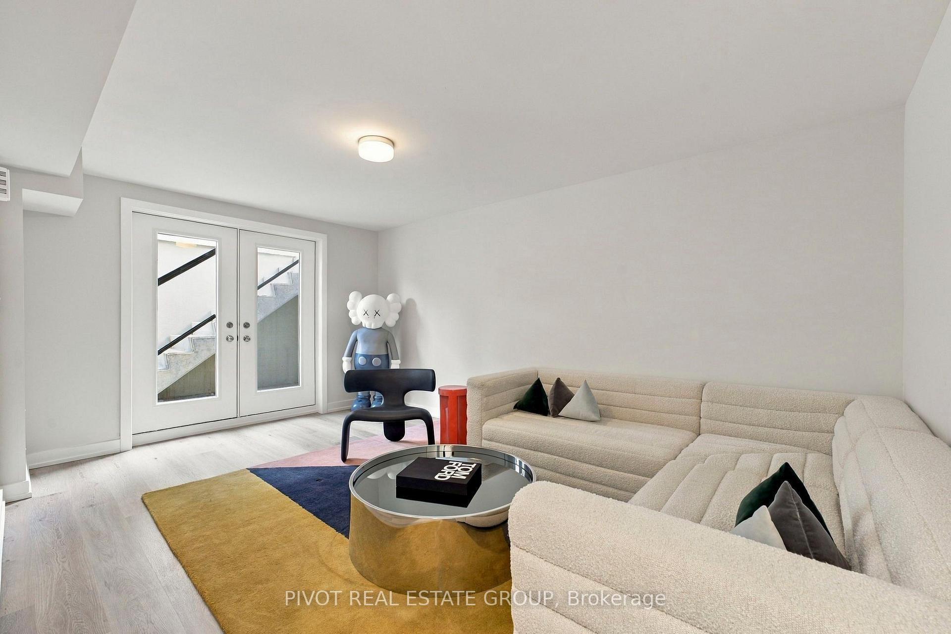 Photo 38 of 73 Danielle Moore Circle, Scarborough, Bendale — HOMEH