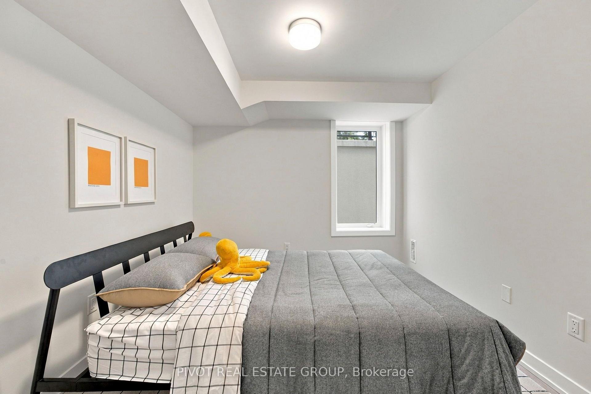 Photo 41 of 73 Danielle Moore Circle, Scarborough, Bendale — HOMEH