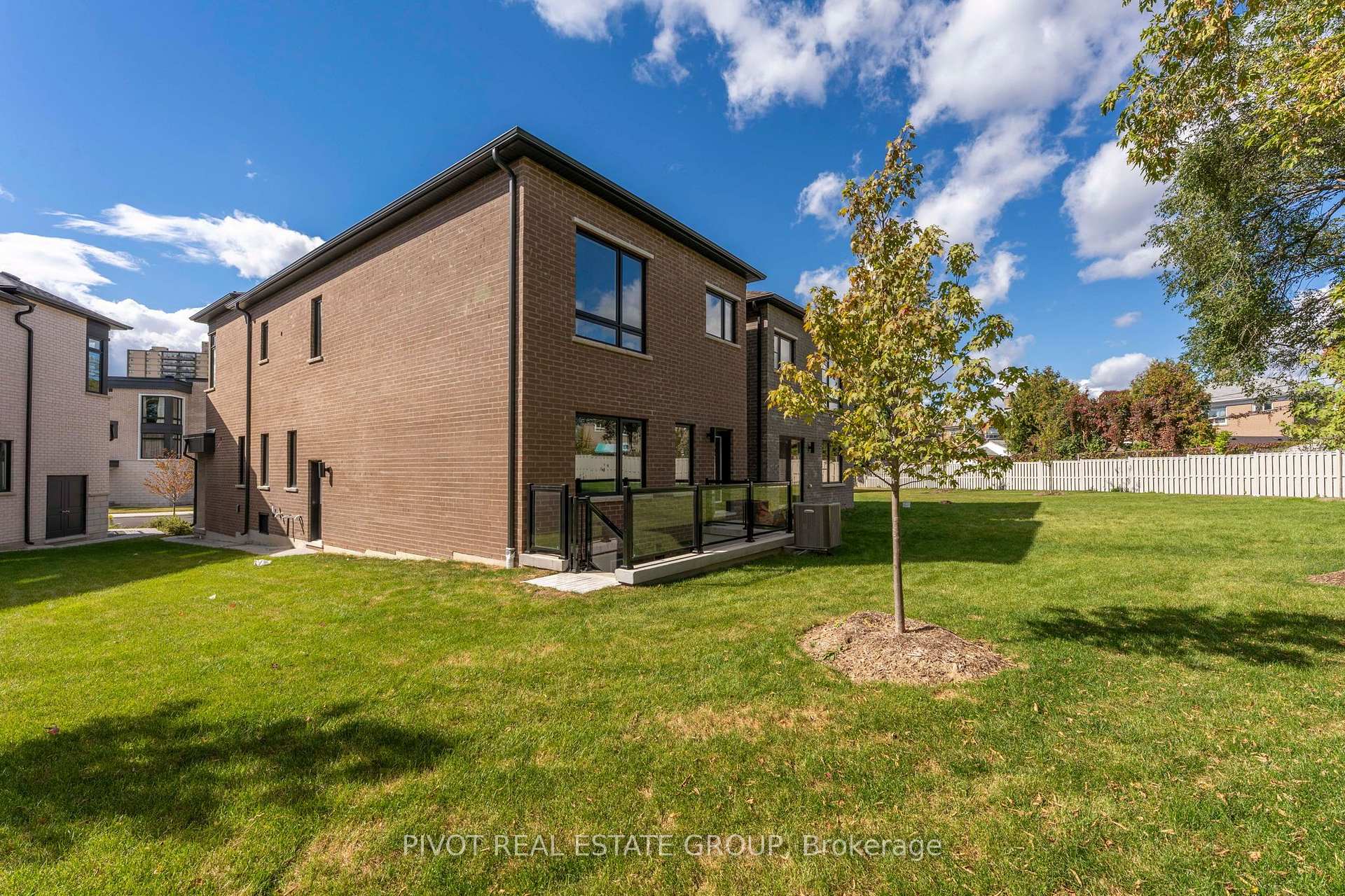 Photo 46 of 73 Danielle Moore Circle, Scarborough, Bendale — HOMEH