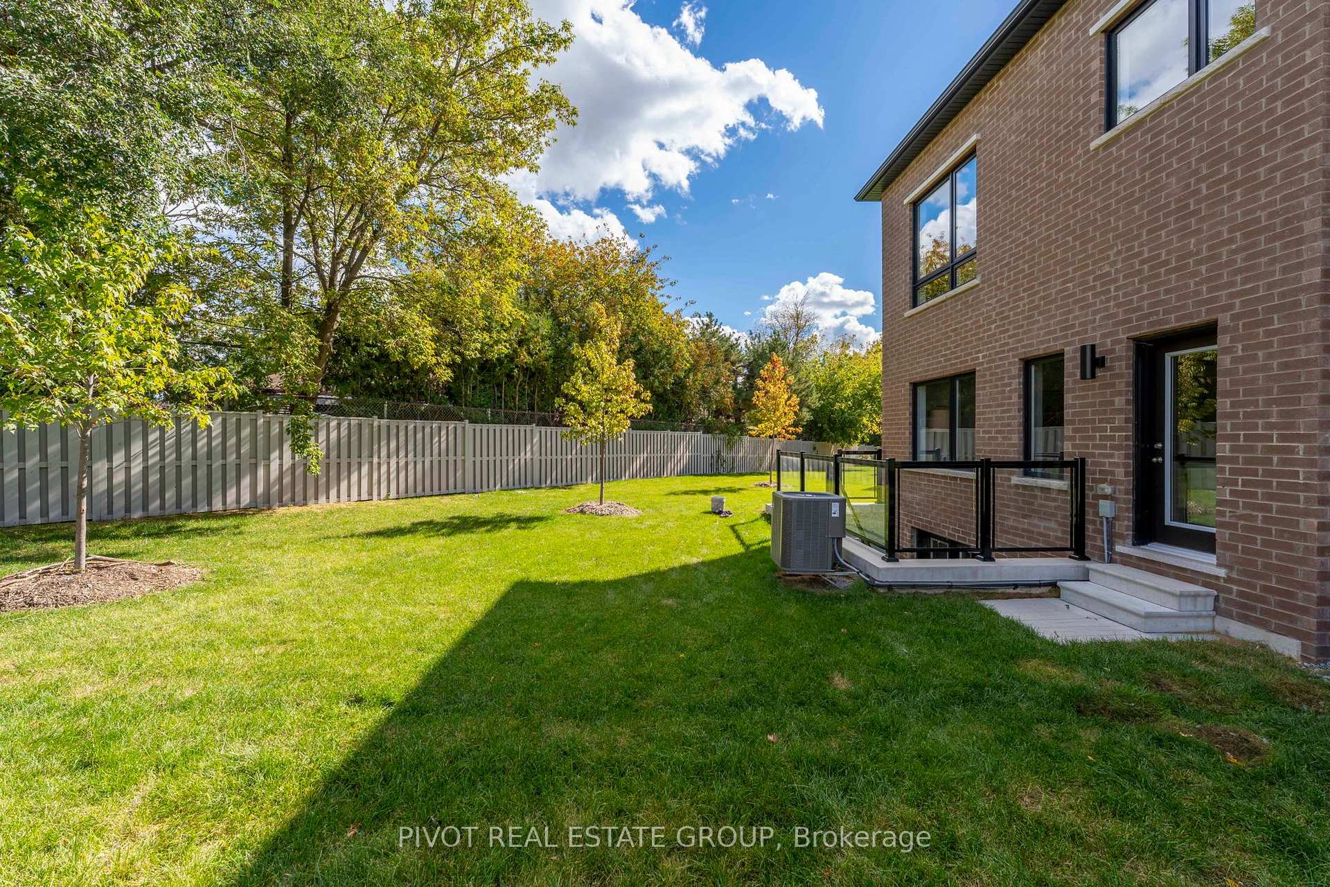 Photo 48 of 73 Danielle Moore Circle, Scarborough, Bendale — HOMEH