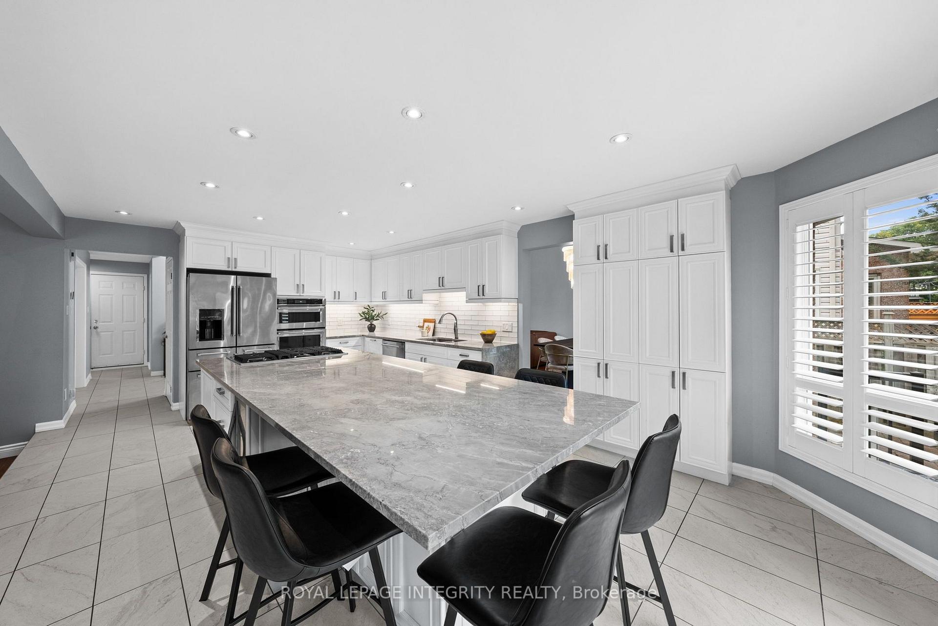 Photo 3 of 3 Nakota Way, Ottawa, Barrhaven - Longfields — HOMEH
