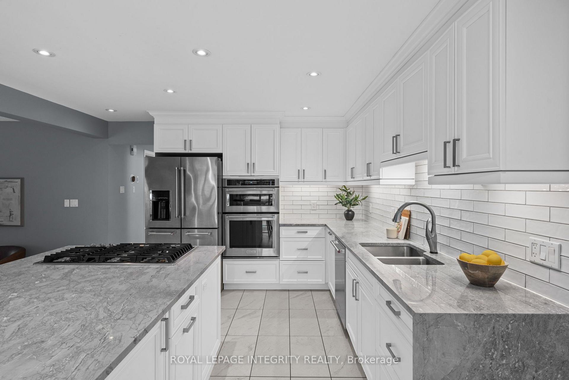 Photo 6 of 3 Nakota Way, Ottawa, Barrhaven - Longfields — HOMEH