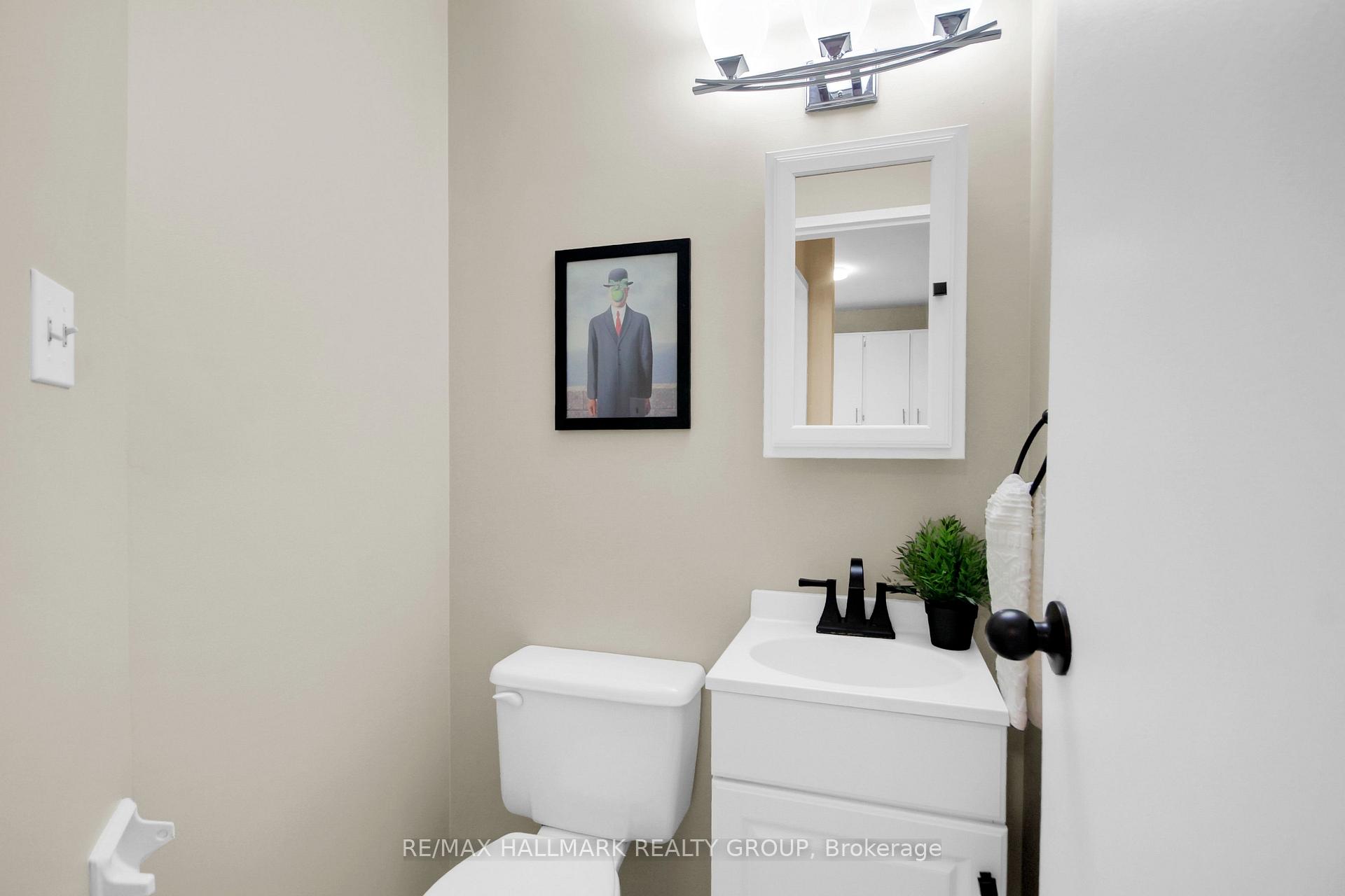 Photo 12 of Unit 61, 1582 Feather Lane, Ottawa, Sawmill Creek/Timbermill — HOMEH
