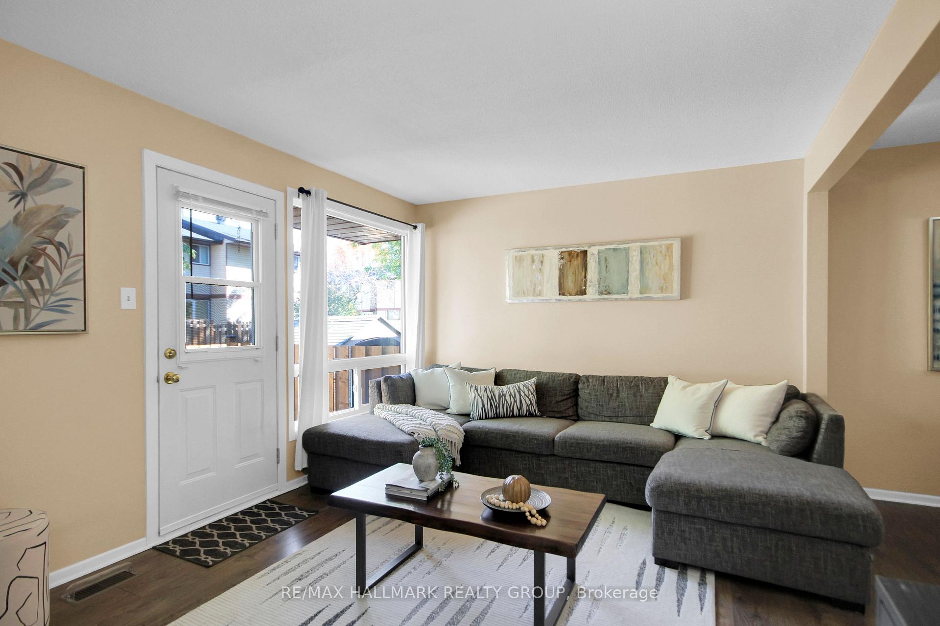Photo 15 of Unit 61, 1582 Feather Lane, Ottawa, Sawmill Creek/Timbermill — HOMEH