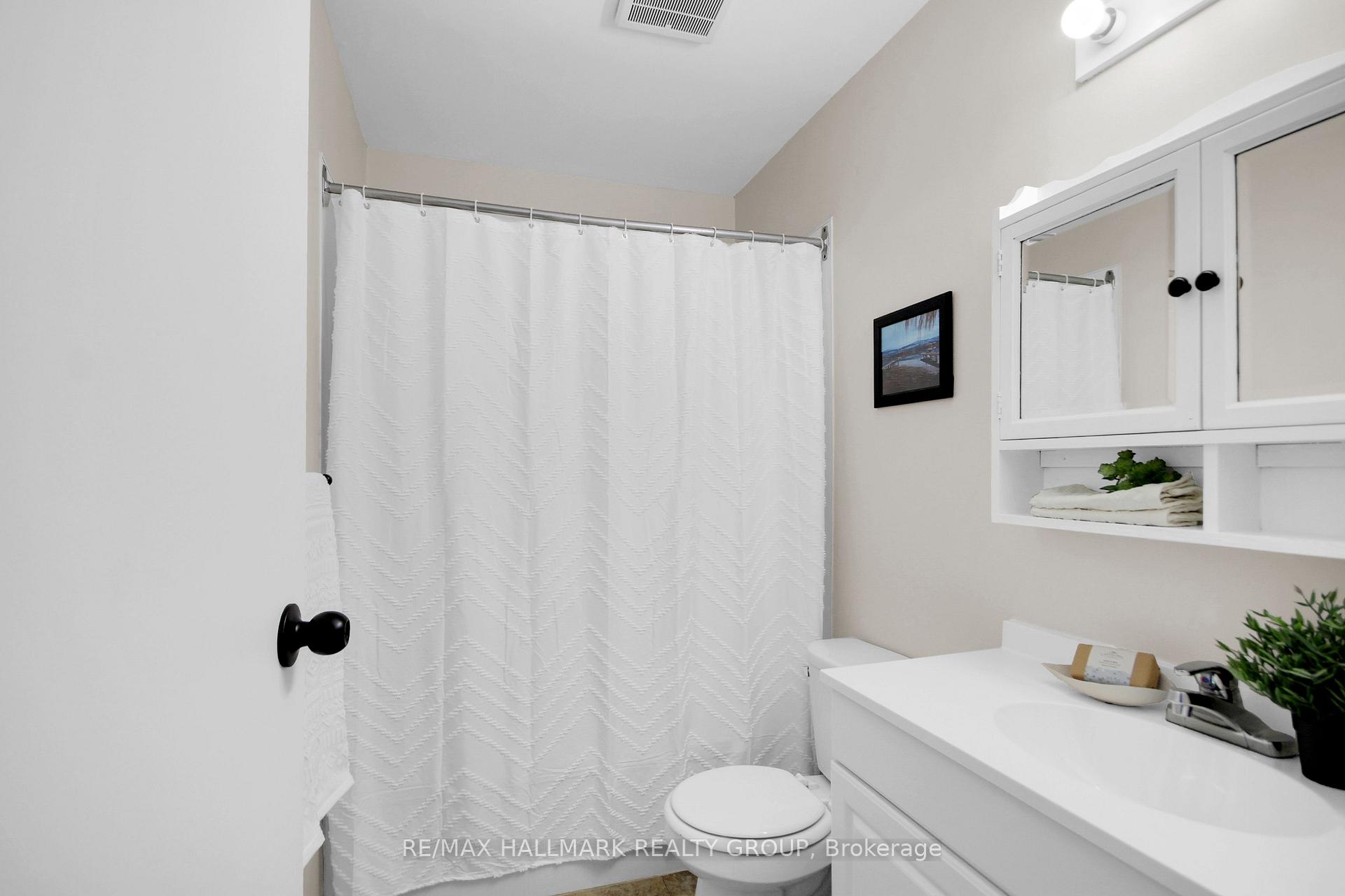 Photo 25 of Unit 61, 1582 Feather Lane, Ottawa, Sawmill Creek/Timbermill — HOMEH