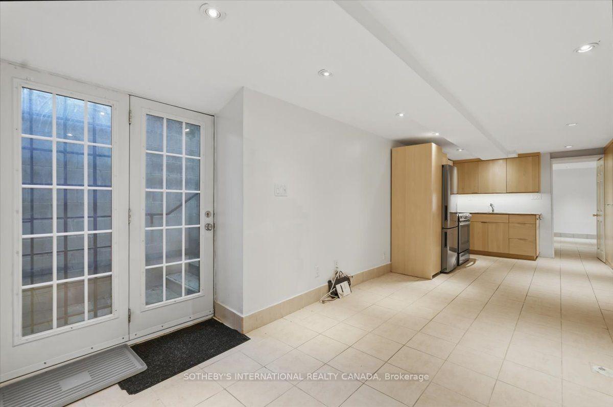 Photo 3 of Unit Lower Unit, 33 Rose Avenue, Toronto, Cabbagetown-South St. James Town — HOMEH