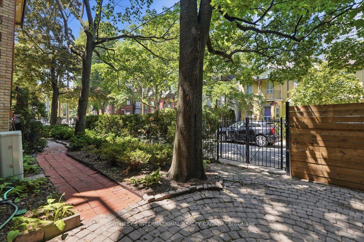 Photo 9 of Unit Lower Unit, 33 Rose Avenue, Toronto, Cabbagetown-South St. James Town — HOMEH