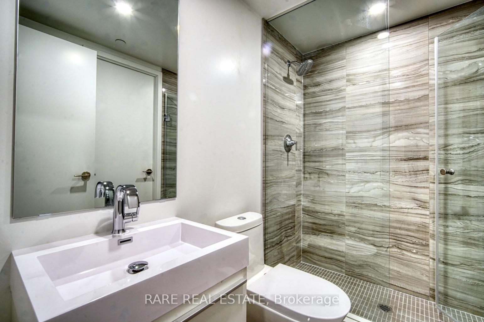 Photo 6 of Unit 1806, 39 Roehampton Avenue, Toronto, Mount Pleasant West — HOMEH