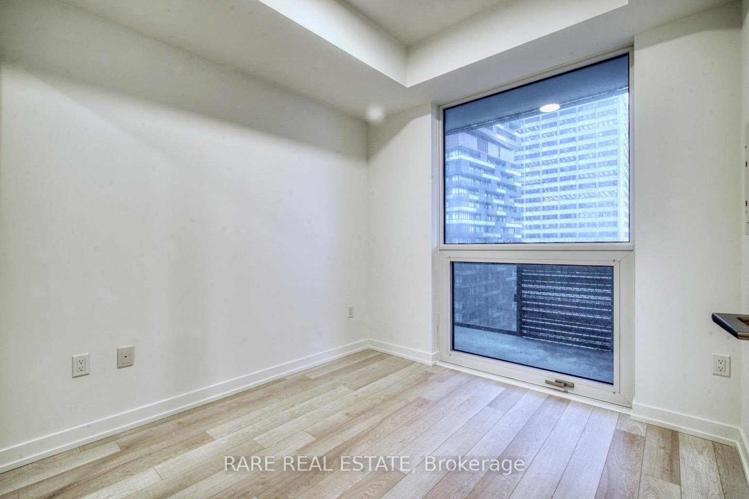 Photo 8 of Unit 1806, 39 Roehampton Avenue, Toronto, Mount Pleasant West — HOMEH