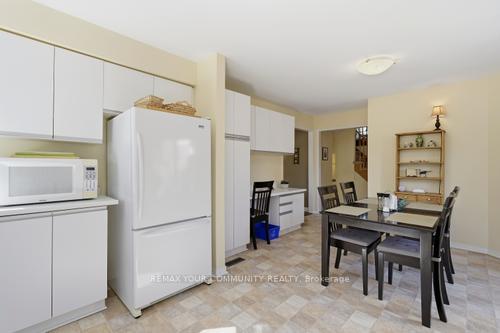 Photo 9 of 5 Lofthouse Drive, Whitby, Rolling Acres — HOMEH