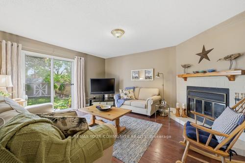 Photo 12 of 5 Lofthouse Drive, Whitby, Rolling Acres — HOMEH