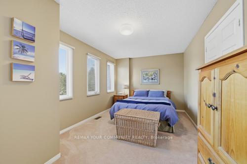 Photo 17 of 5 Lofthouse Drive, Whitby, Rolling Acres — HOMEH