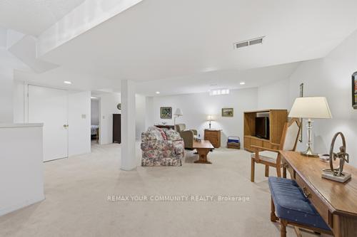 Photo 21 of 5 Lofthouse Drive, Whitby, Rolling Acres — HOMEH