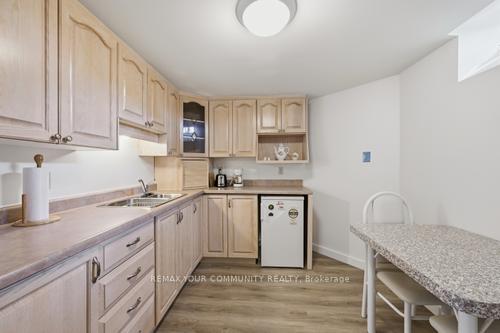 Photo 23 of 5 Lofthouse Drive, Whitby, Rolling Acres — HOMEH
