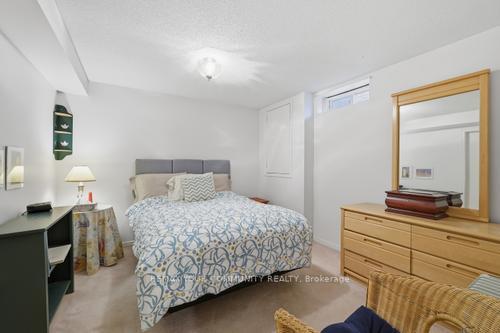 Photo 25 of 5 Lofthouse Drive, Whitby, Rolling Acres — HOMEH